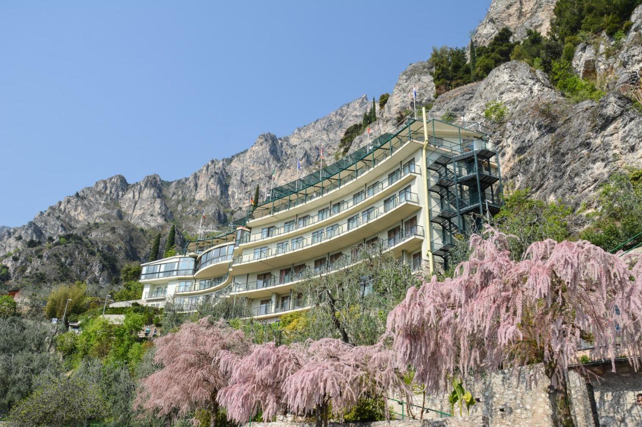 Hotel Astor Limone sul Garda Buitenkant foto