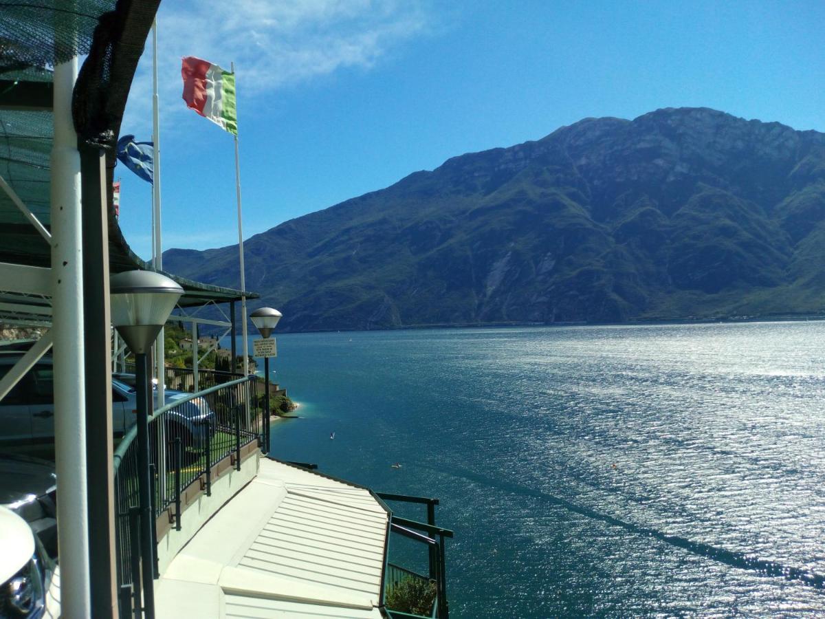 Hotel Astor Limone sul Garda Buitenkant foto