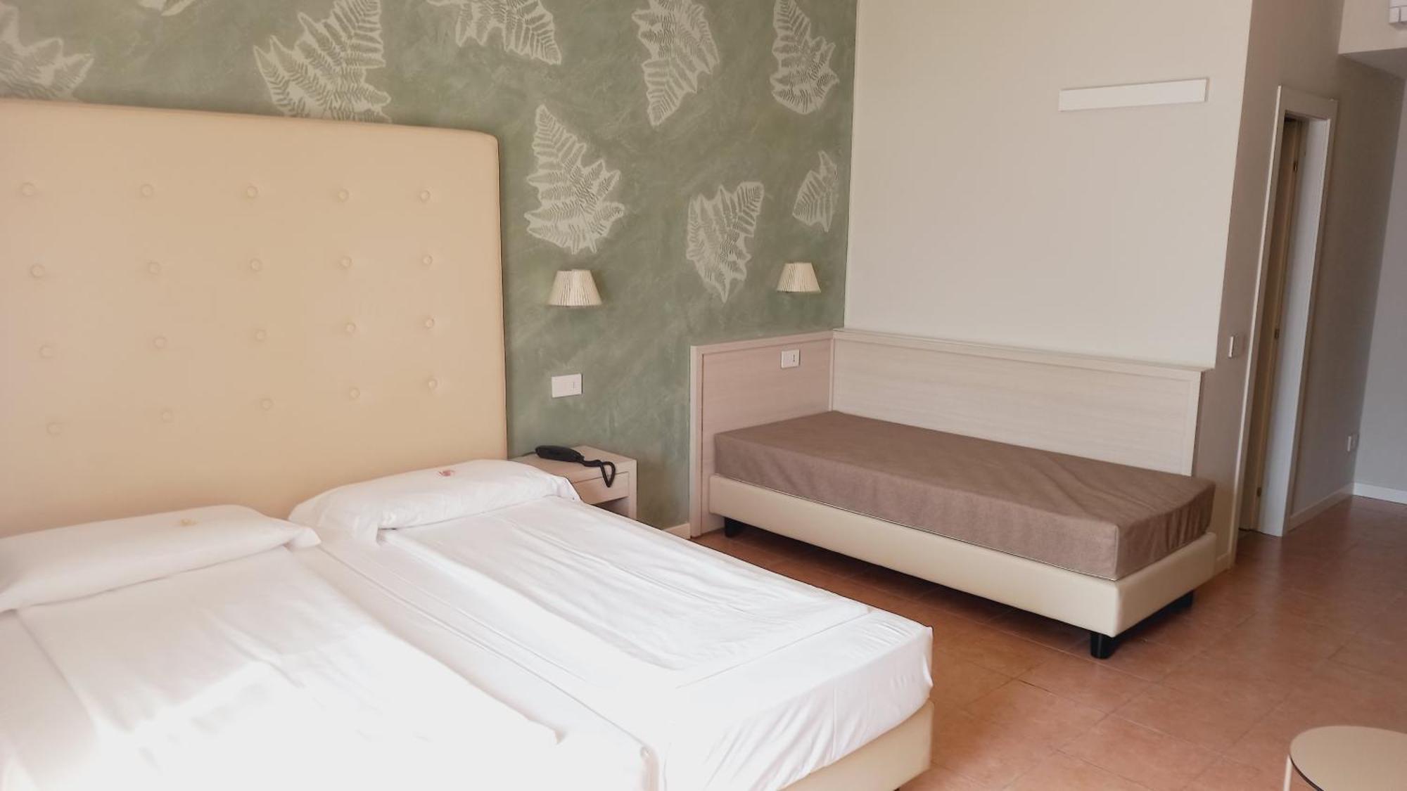 Hotel Astor Limone sul Garda Buitenkant foto