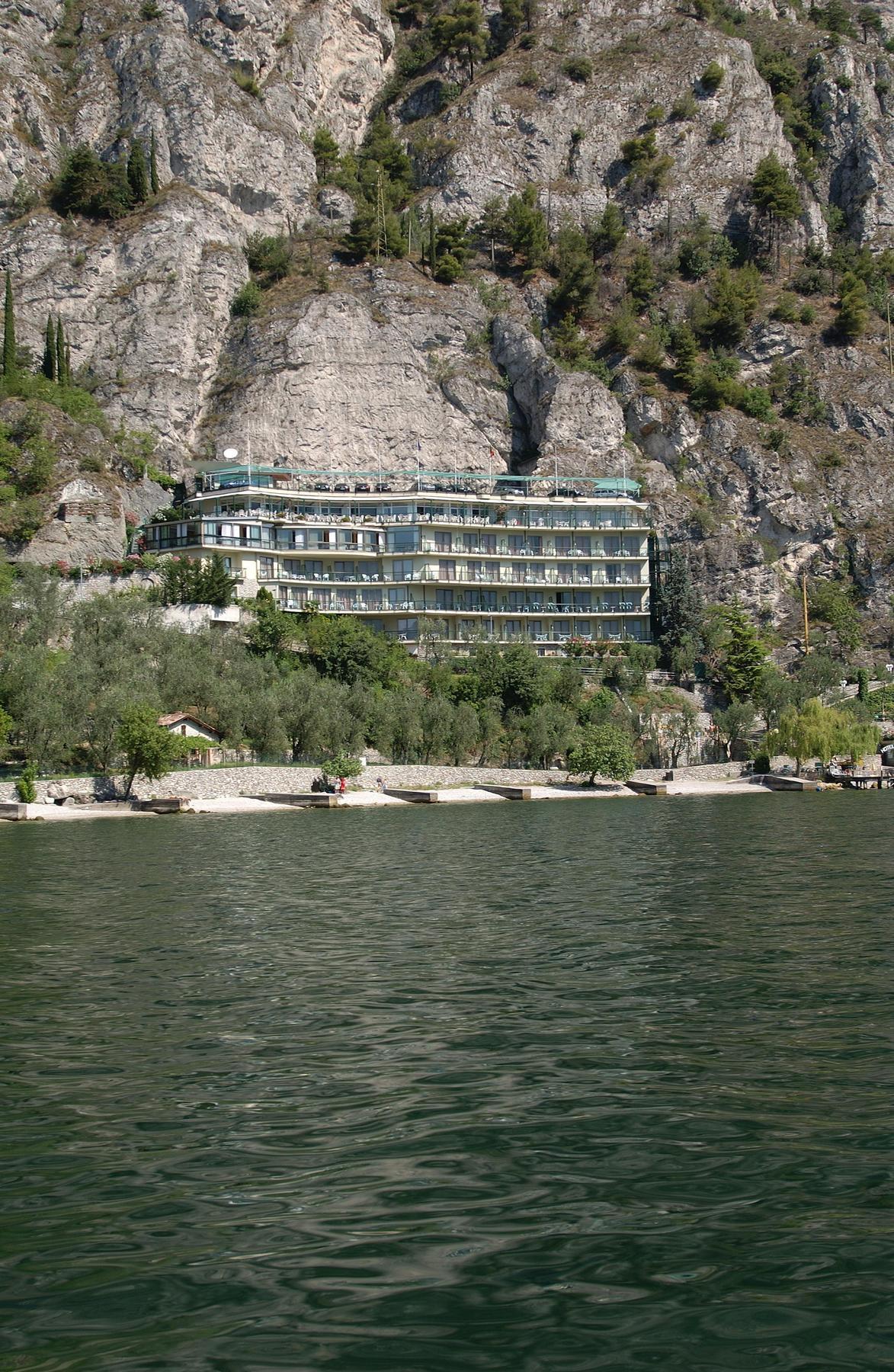 Hotel Astor Limone sul Garda Buitenkant foto